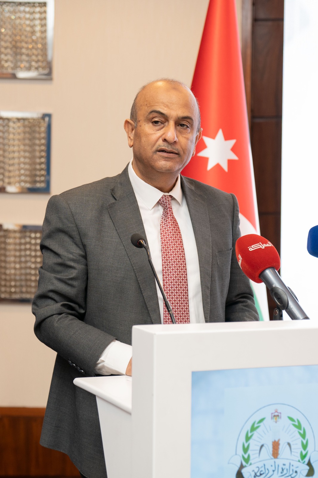 Madar Al-Saa Images 0.07994172170655633