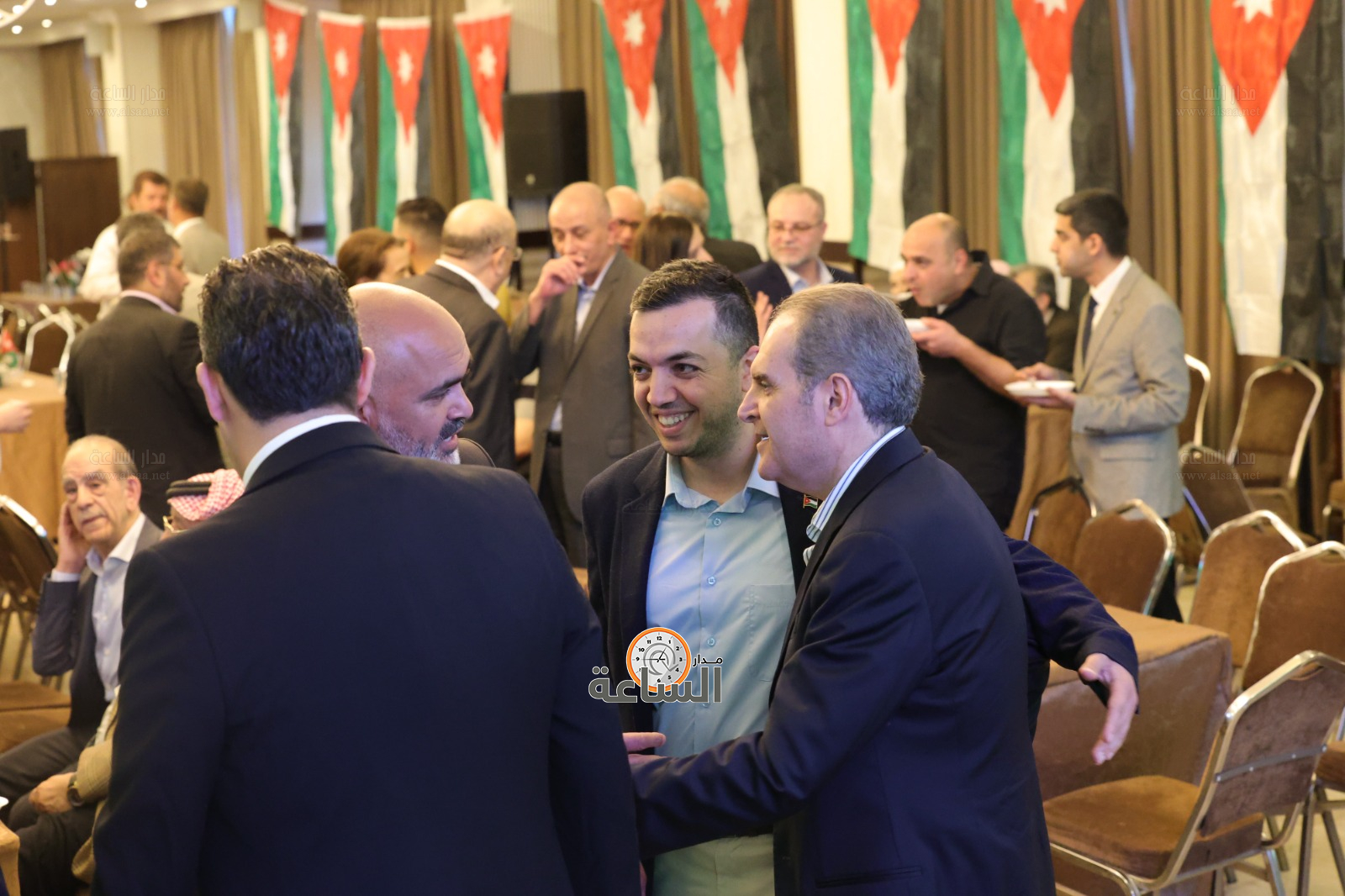 Madar Al-Saa Images 0.41912120040143264