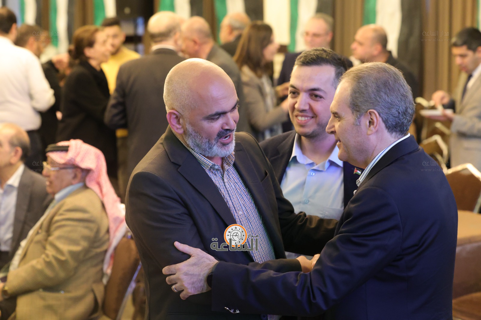 Madar Al-Saa Images 0.14315991688814422