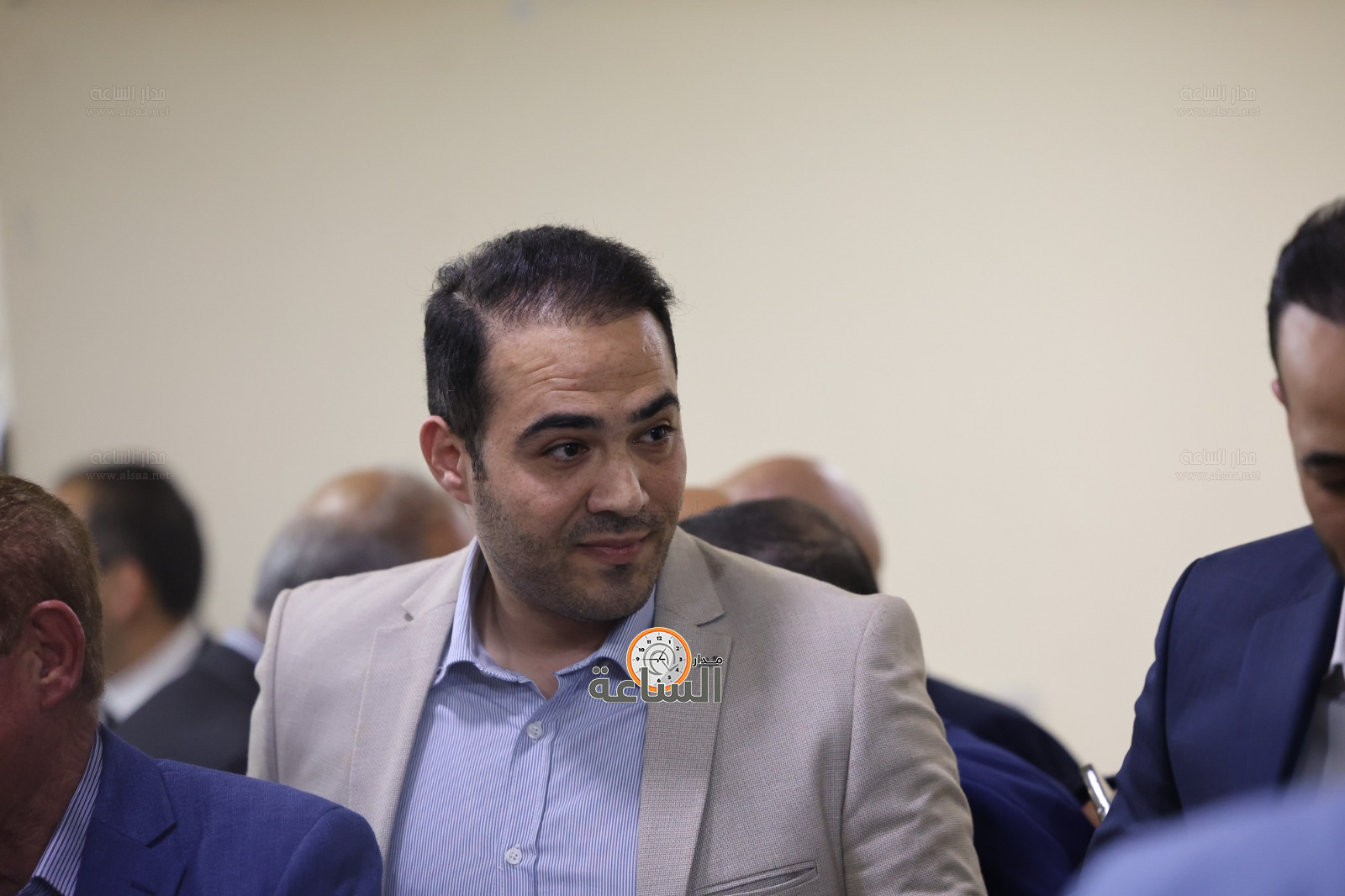 Madar Al-Saa Images 0.3158129918869862