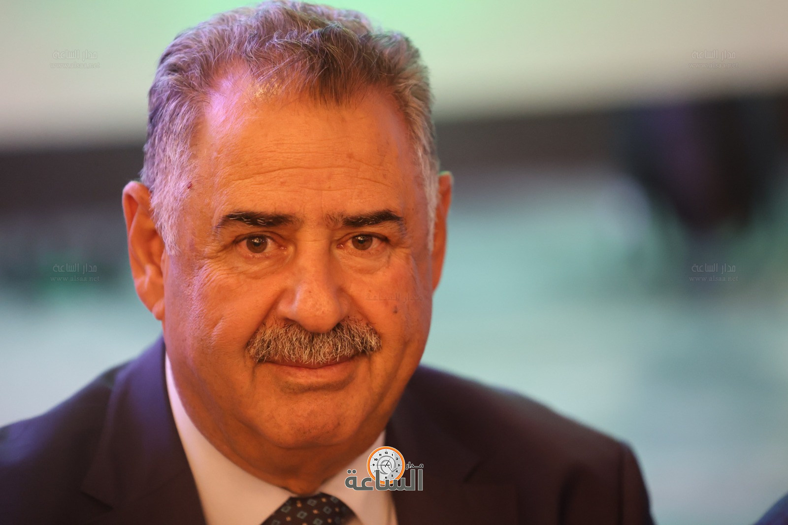 Madar Al-Saa Images 0.4194345226140378