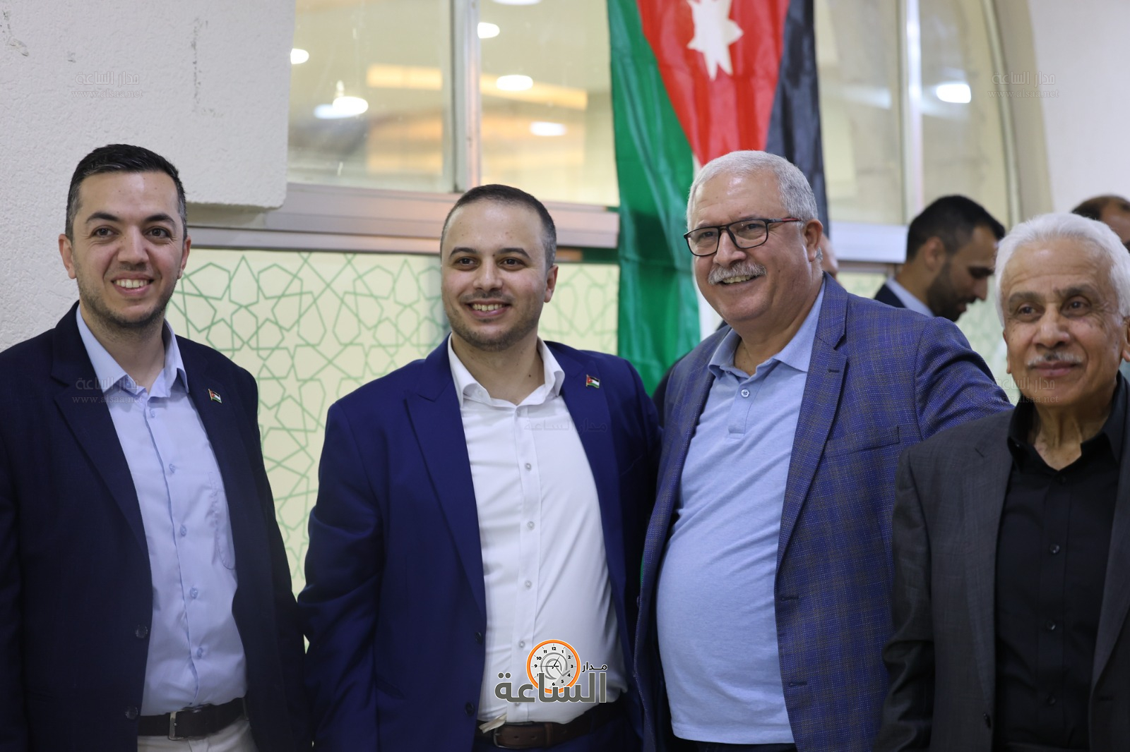 Madar Al-Saa Images 0.25904727115117543