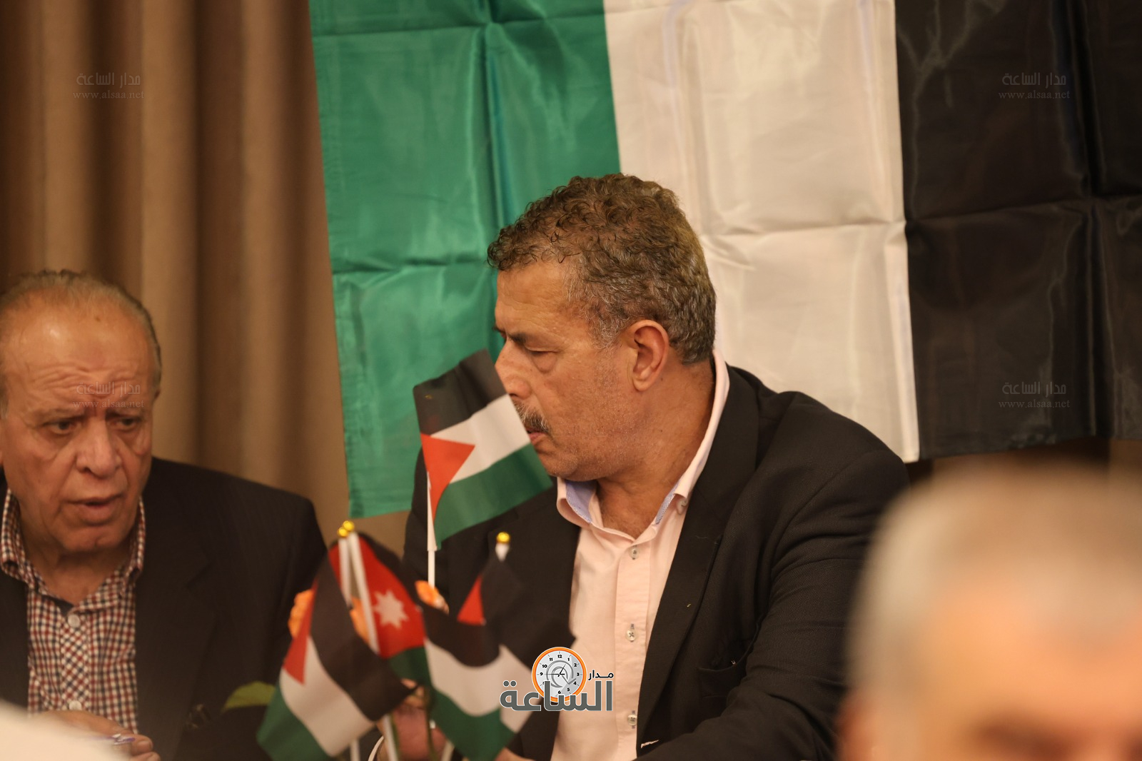 Madar Al-Saa Images 0.4564165297156303