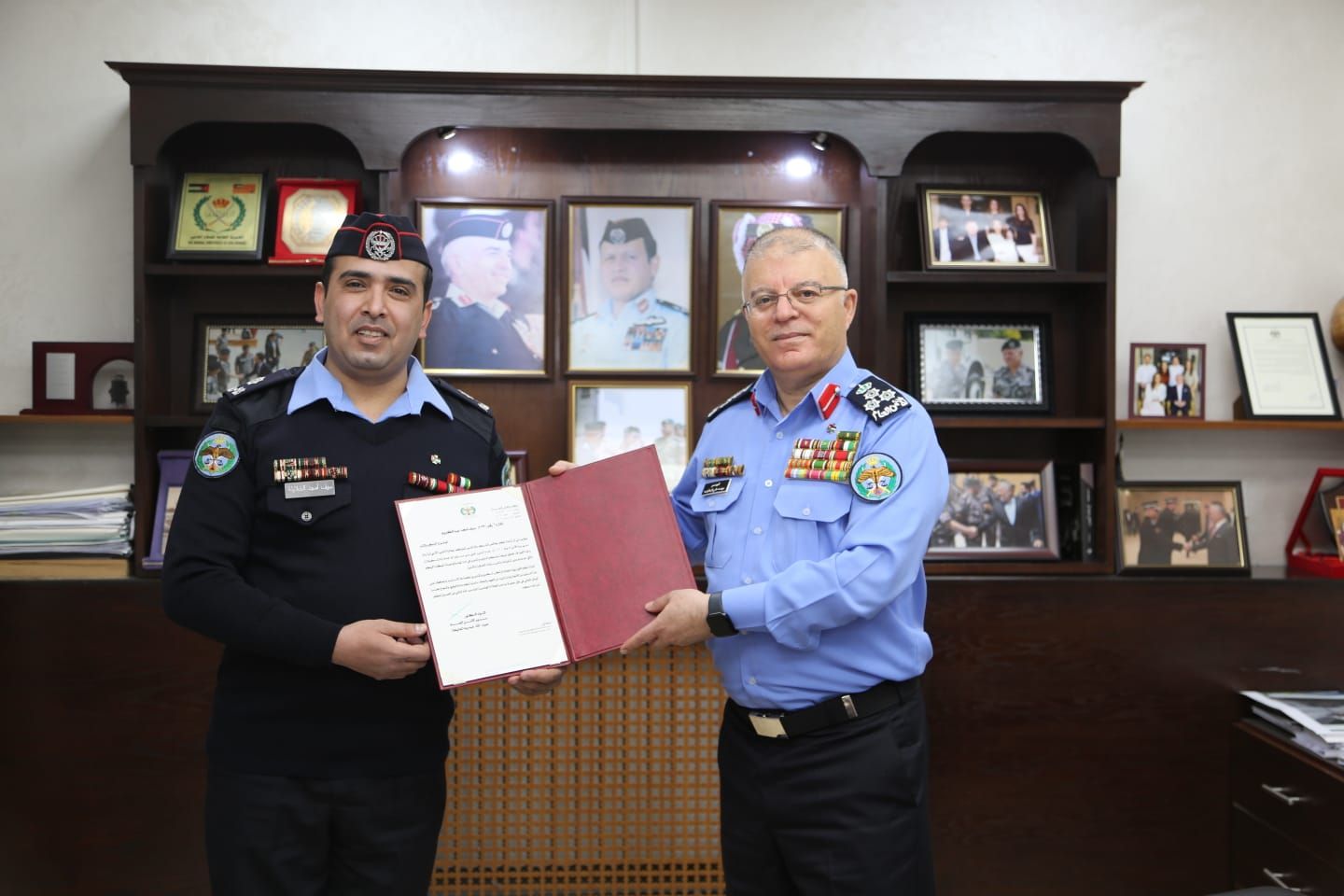 Madar Al-Saa Images 0.7045509344060562