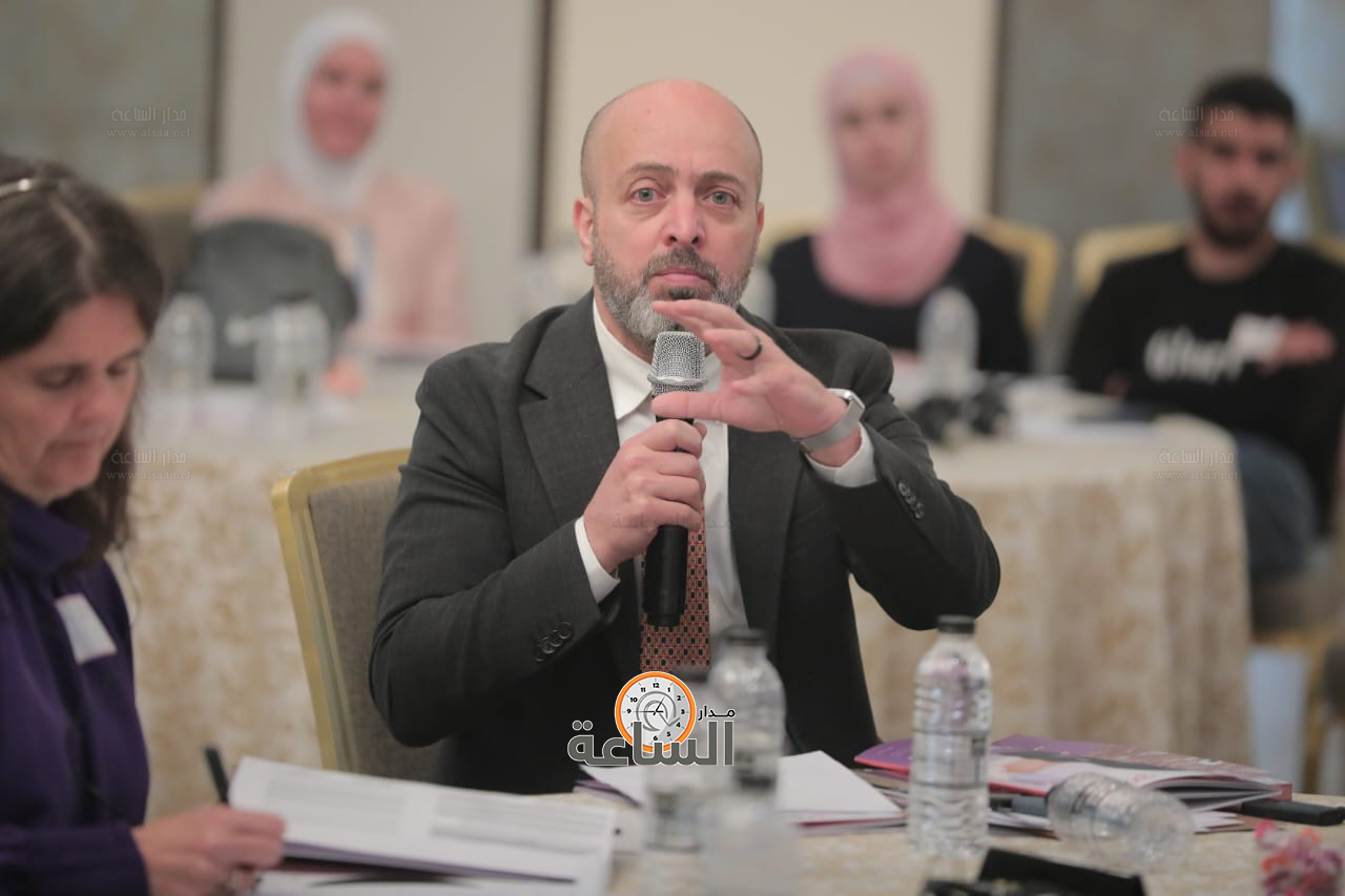 Madar Al-Saa Images 0.2285391018767141