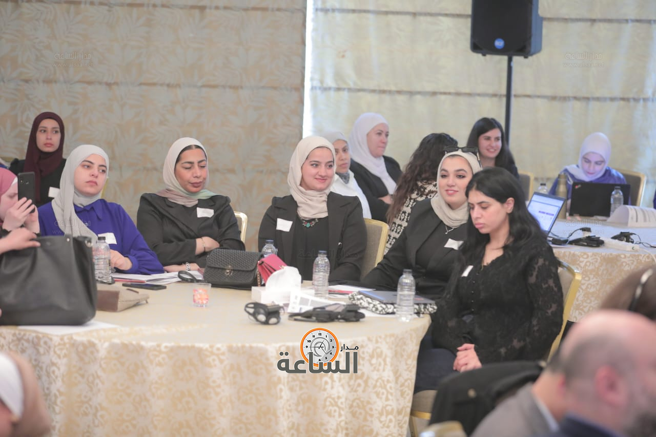 Madar Al-Saa Images 0.42428351331257474