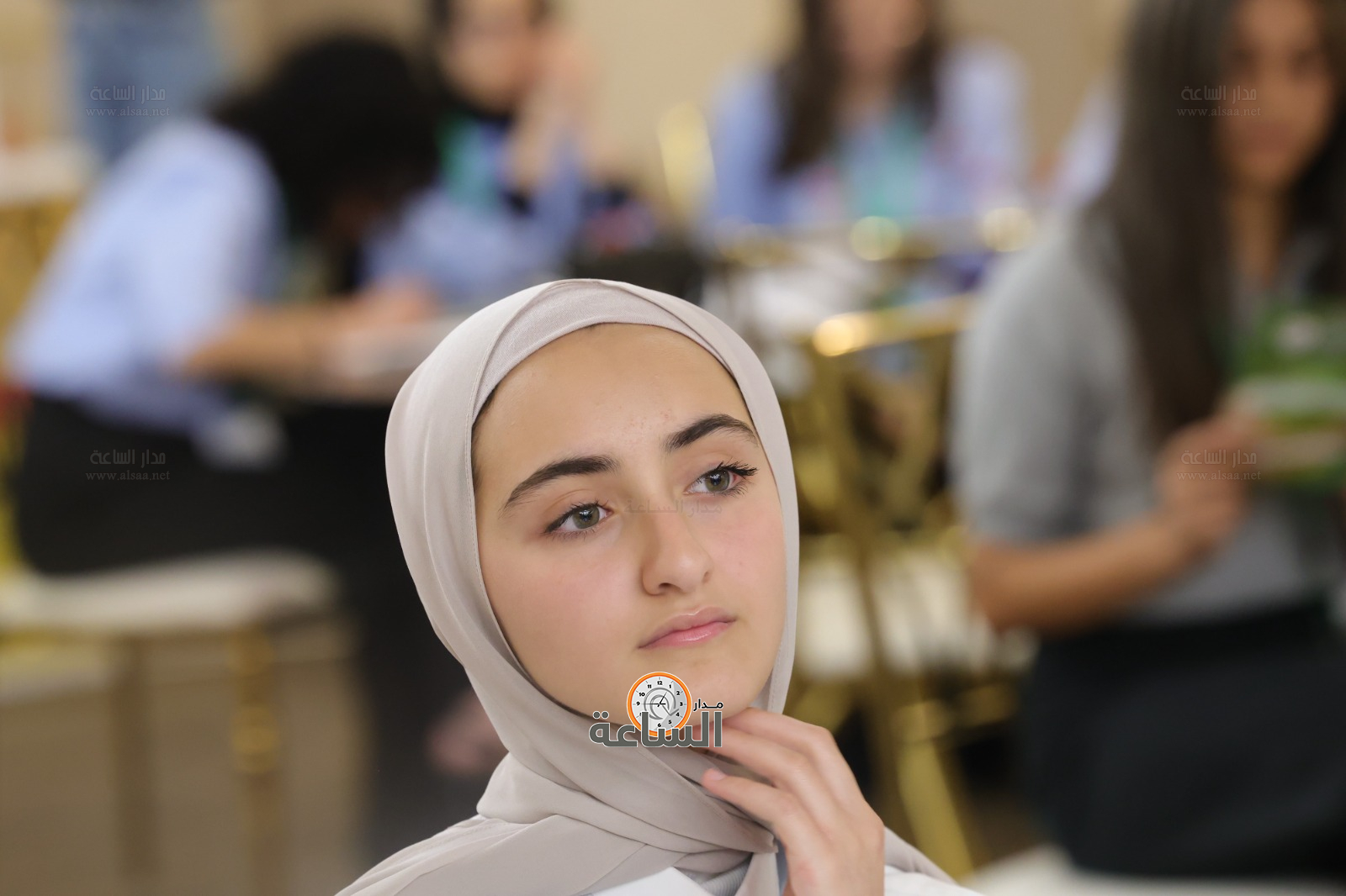 Madar Al-Saa Images 0.19137393386411128