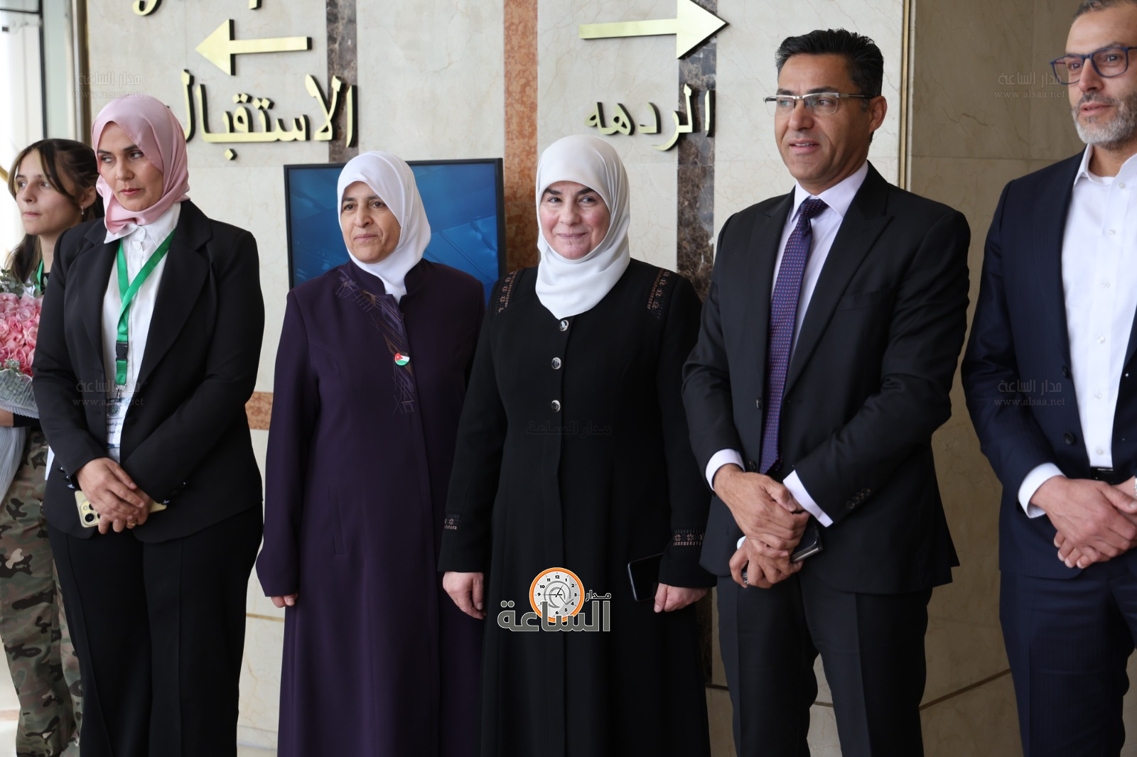 Madar Al-Saa Images 0.2512861227337788