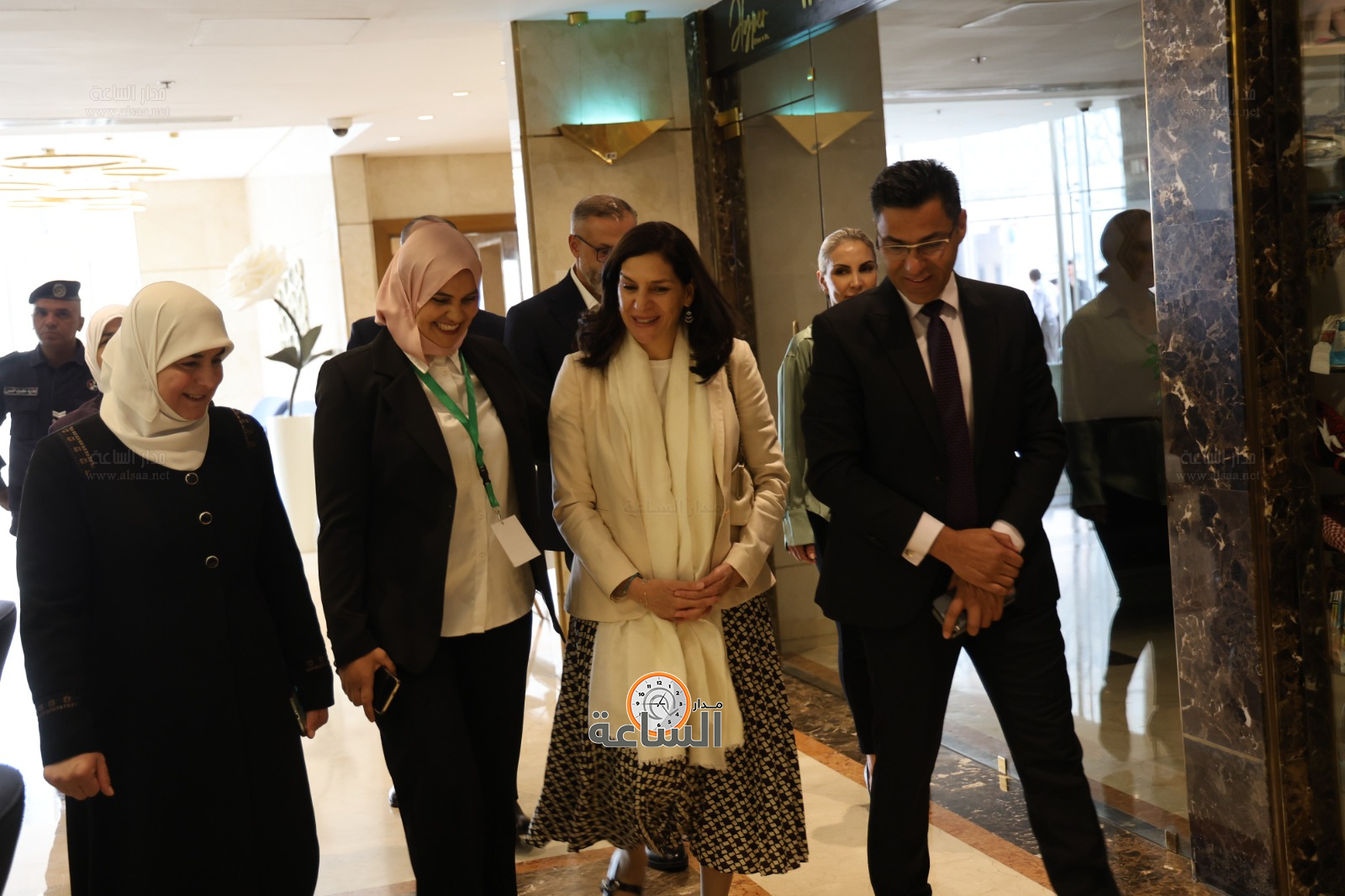 Madar Al-Saa Images 0.9900616383221506