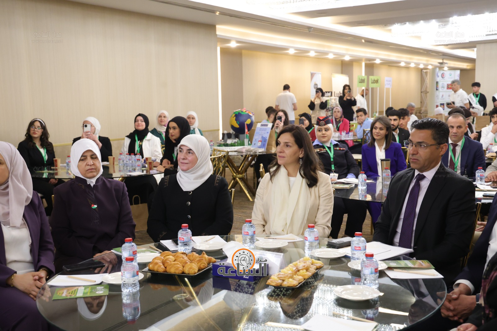 Madar Al-Saa Images 0.15381666101220826