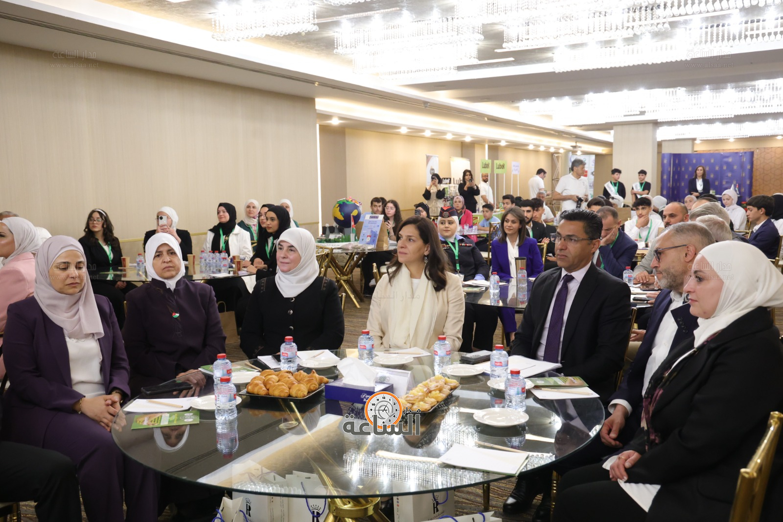 Madar Al-Saa Images 0.8993685285985339