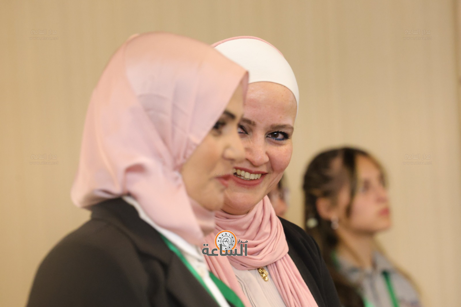 Madar Al-Saa Images 0.9138444596605924