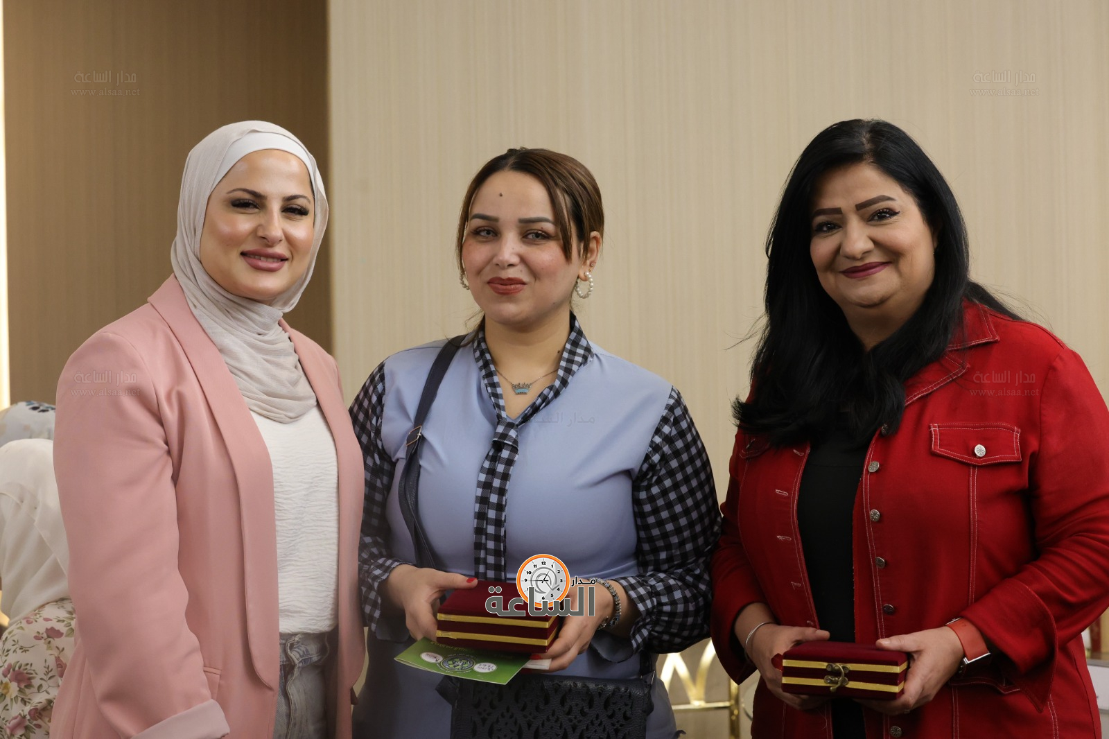 Madar Al-Saa Images 0.0148882710249858