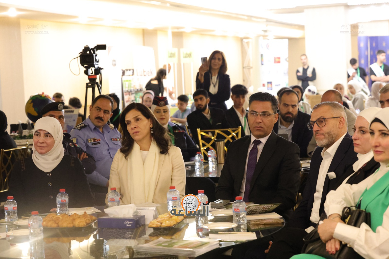 Madar Al-Saa Images 0.4836147703993563