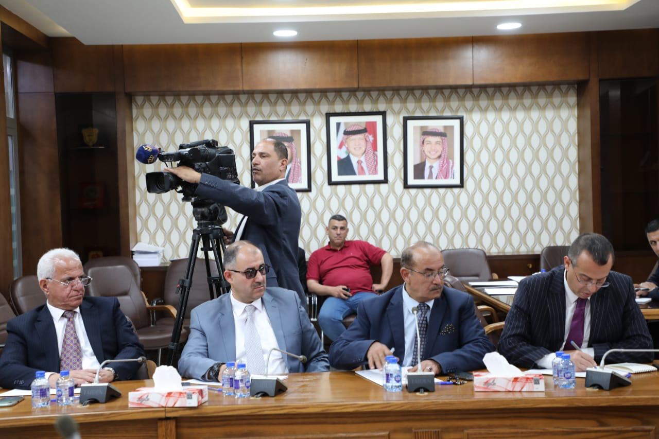 Madar Al-Saa Images 0.25610082419743097