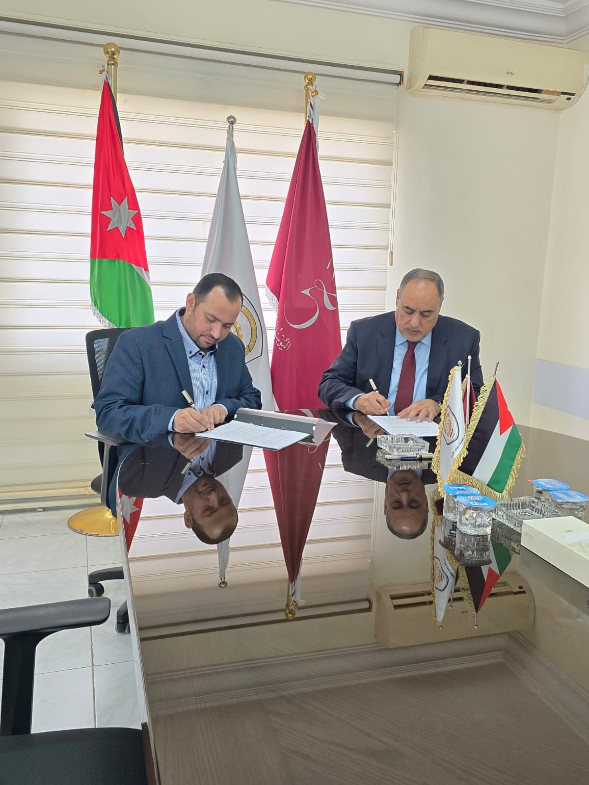 Madar Al-Saa Images 0.5833610709491501