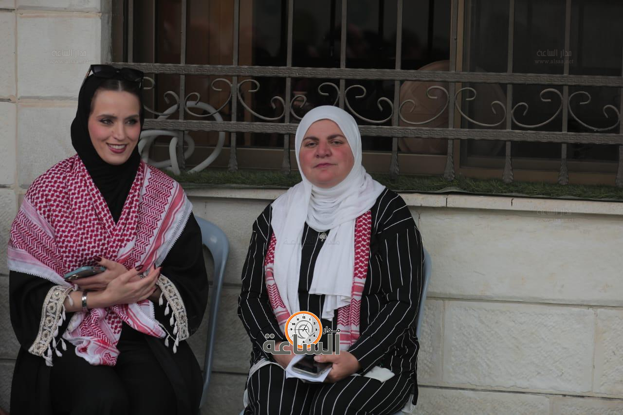 Madar Al-Saa Images 0.2846566151303561