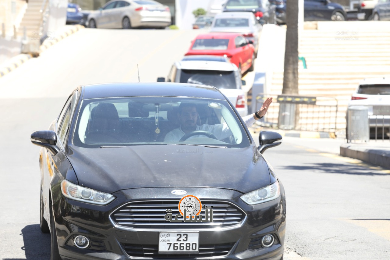 Madar Al-Saa Images 0.5136191094901456