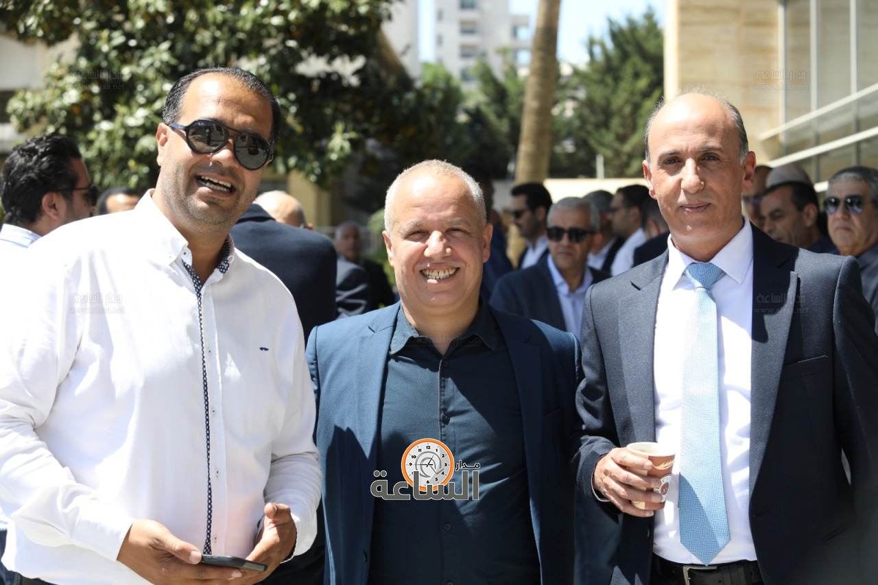 Madar Al-Saa Images 0.6338338181036721