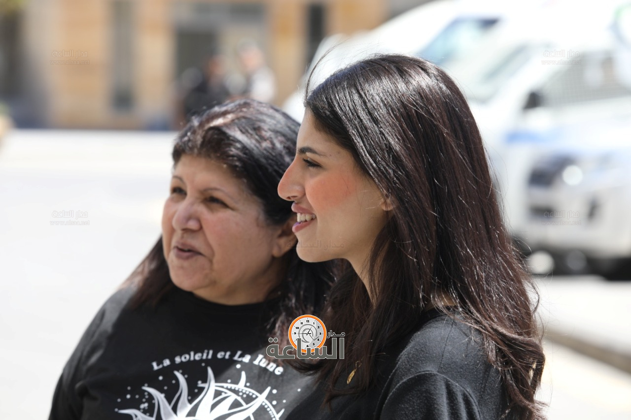 Madar Al-Saa Images 0.4855603276419166