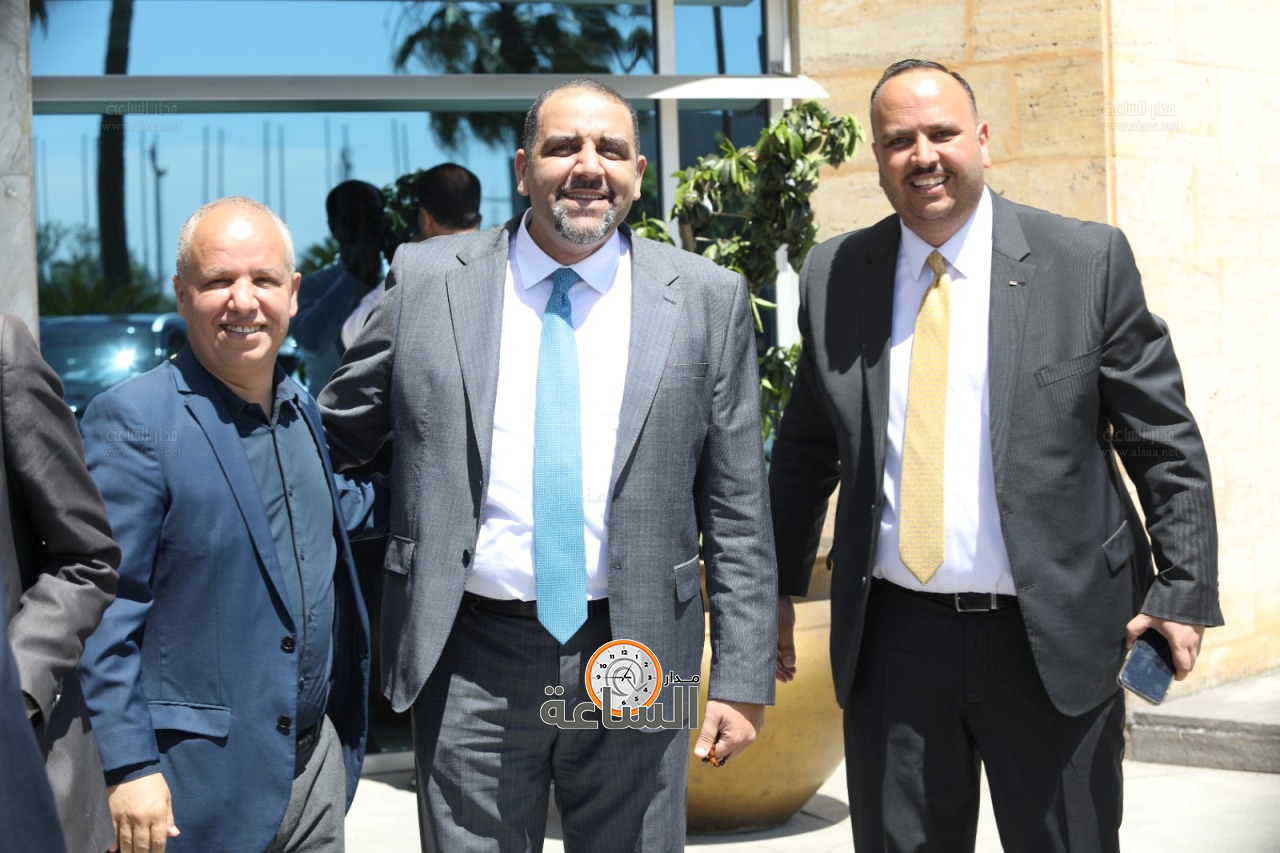 Madar Al-Saa Images 0.6850522647342918