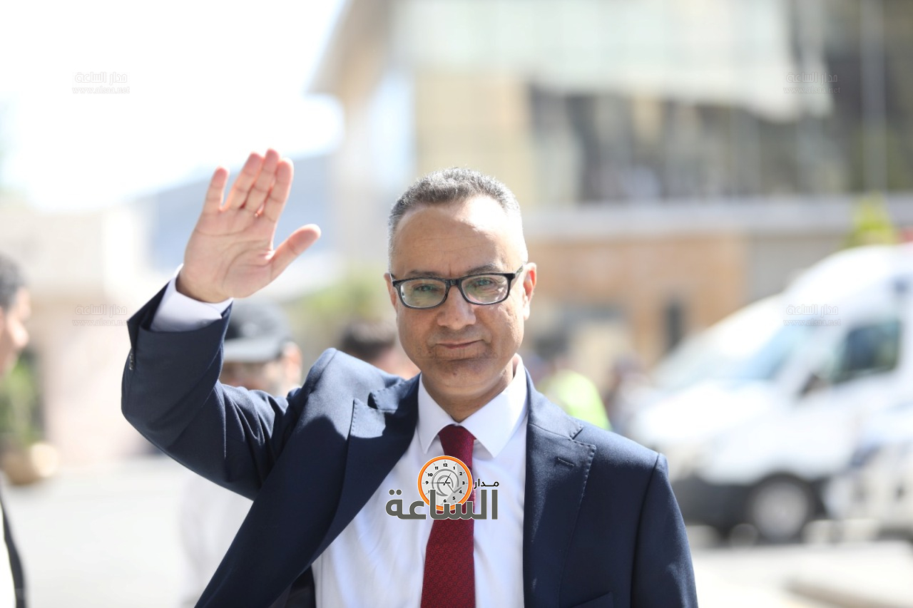 Madar Al-Saa Images 0.6685936324951482