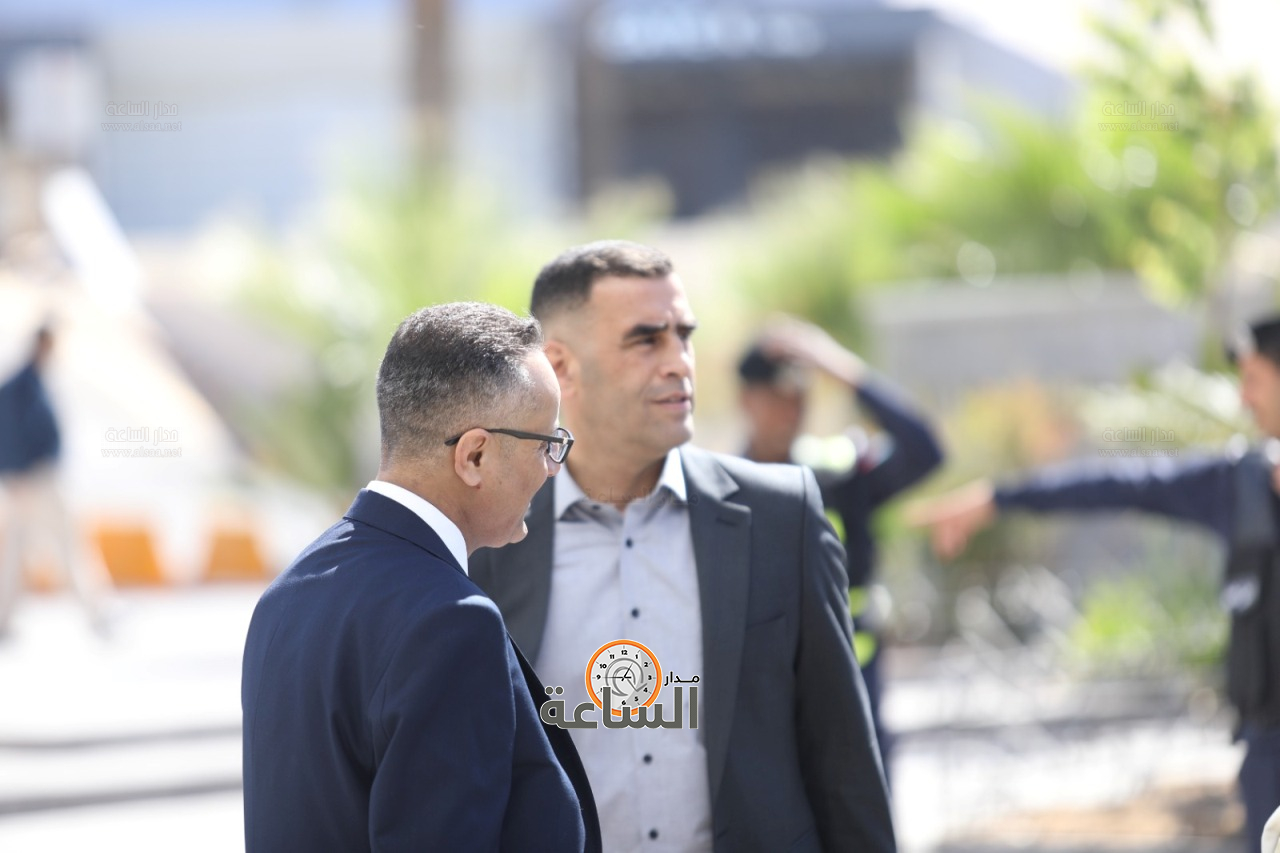 Madar Al-Saa Images 0.8802408558092697