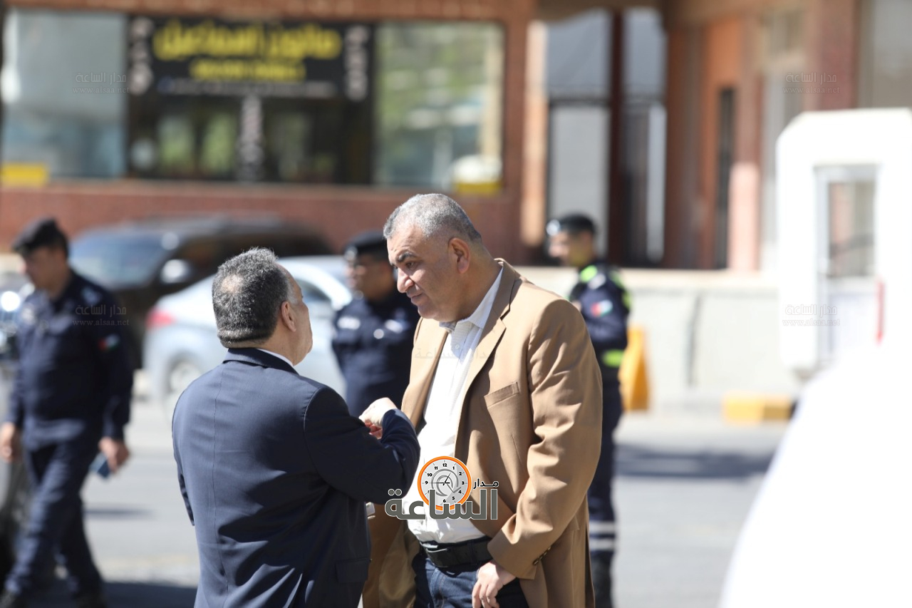 Madar Al-Saa Images 0.2547254305104699