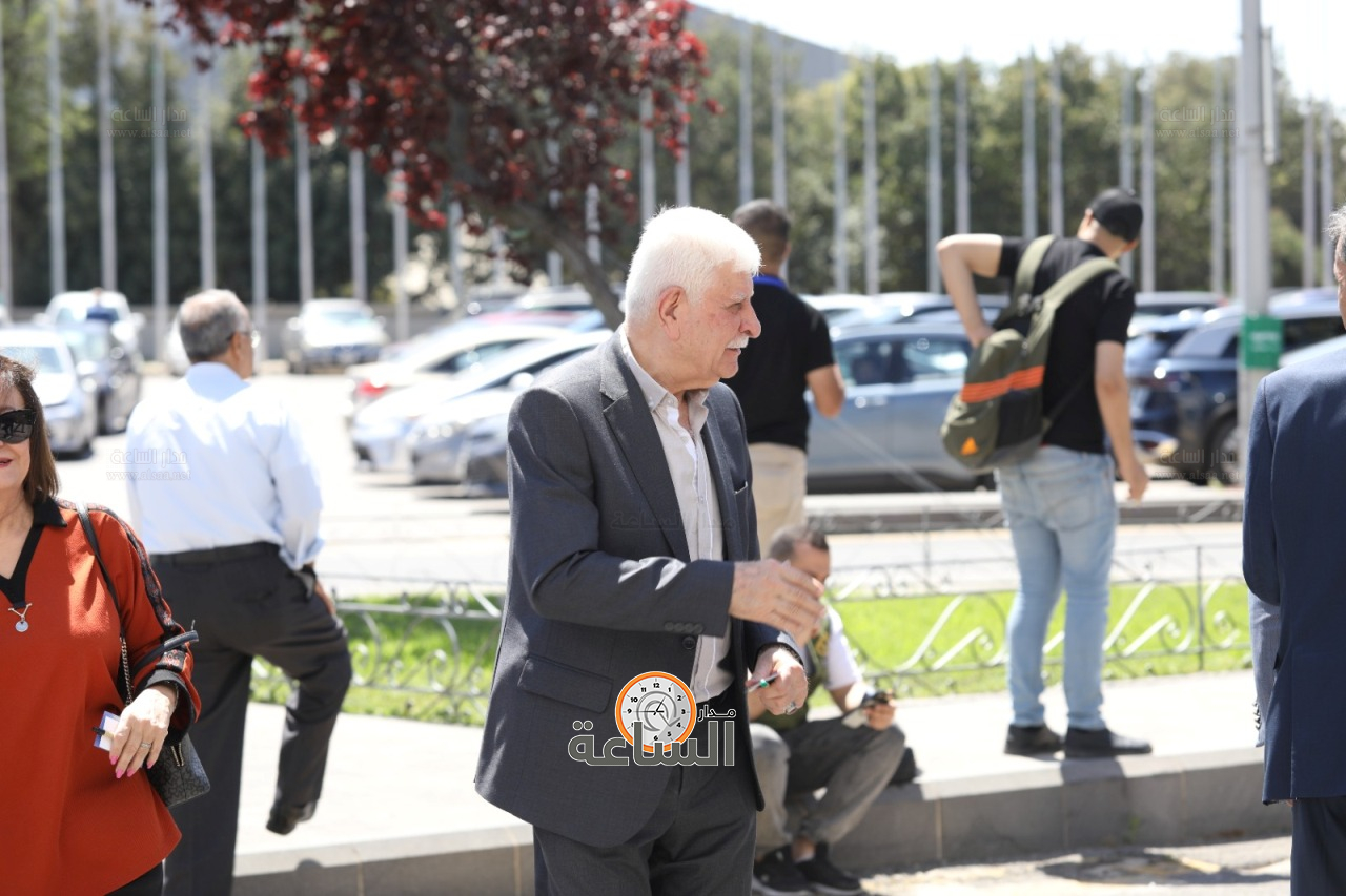 Madar Al-Saa Images 0.455990422885995