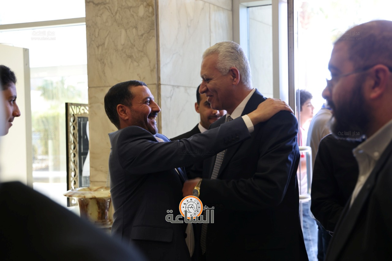 Madar Al-Saa Images 0.08174294076755195