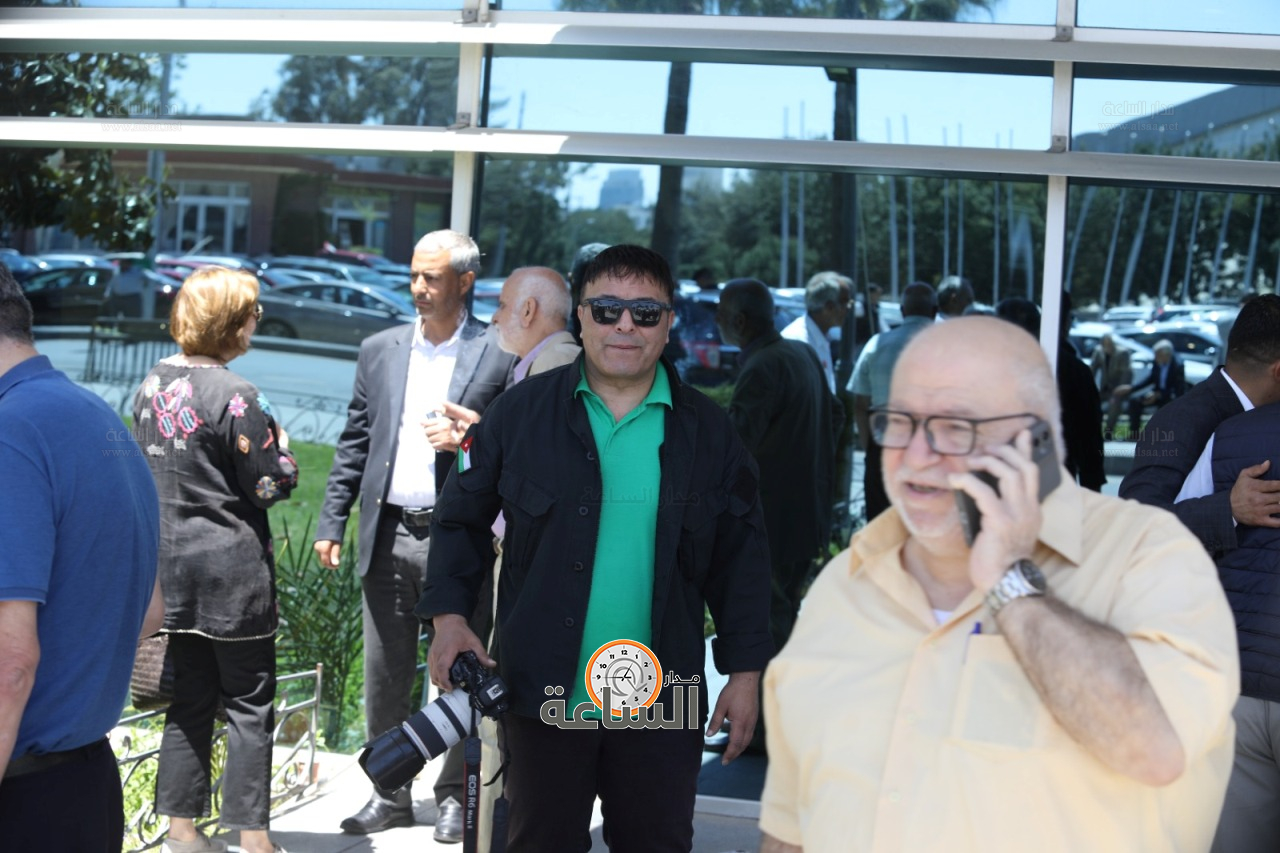 Madar Al-Saa Images 0.2626264360296917