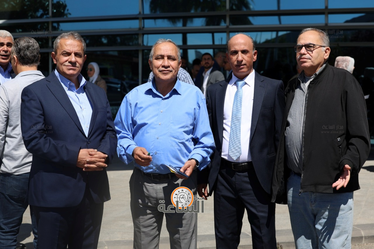 Madar Al-Saa Images 0.7797418062767822