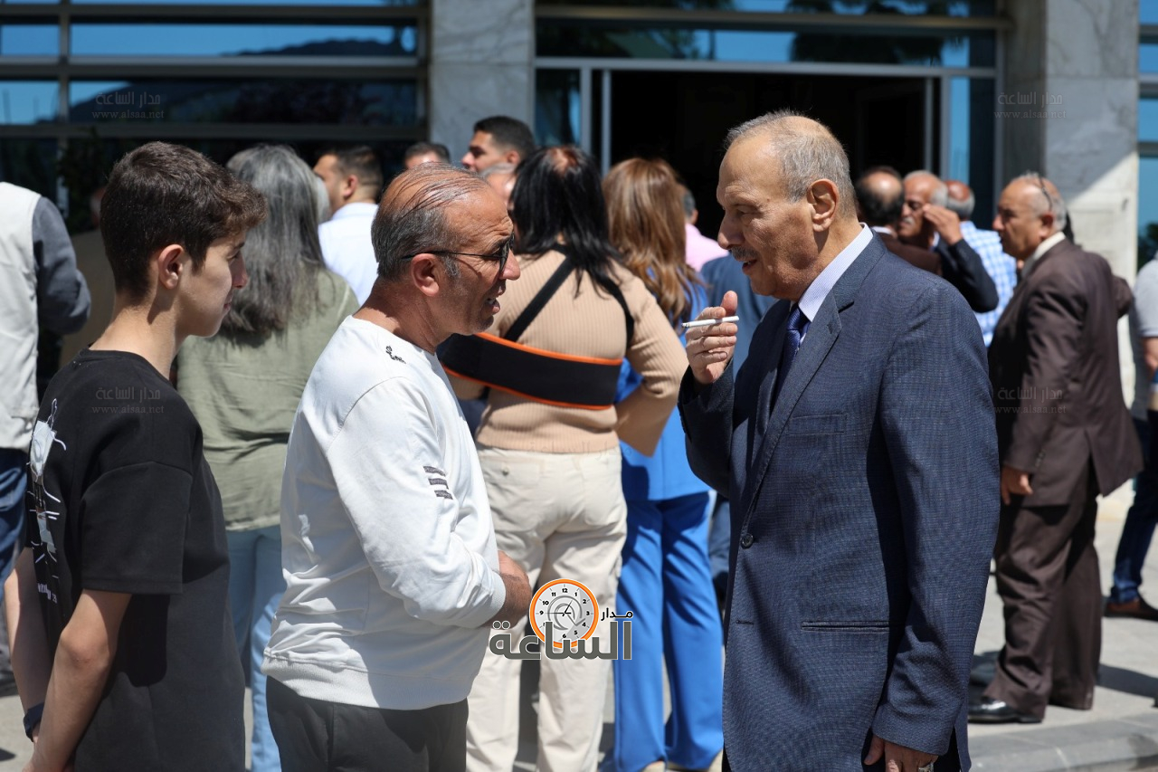 Madar Al-Saa Images 0.8459017762383689