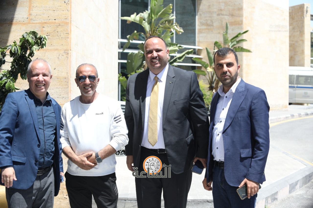 Madar Al-Saa Images 0.33187532995294844