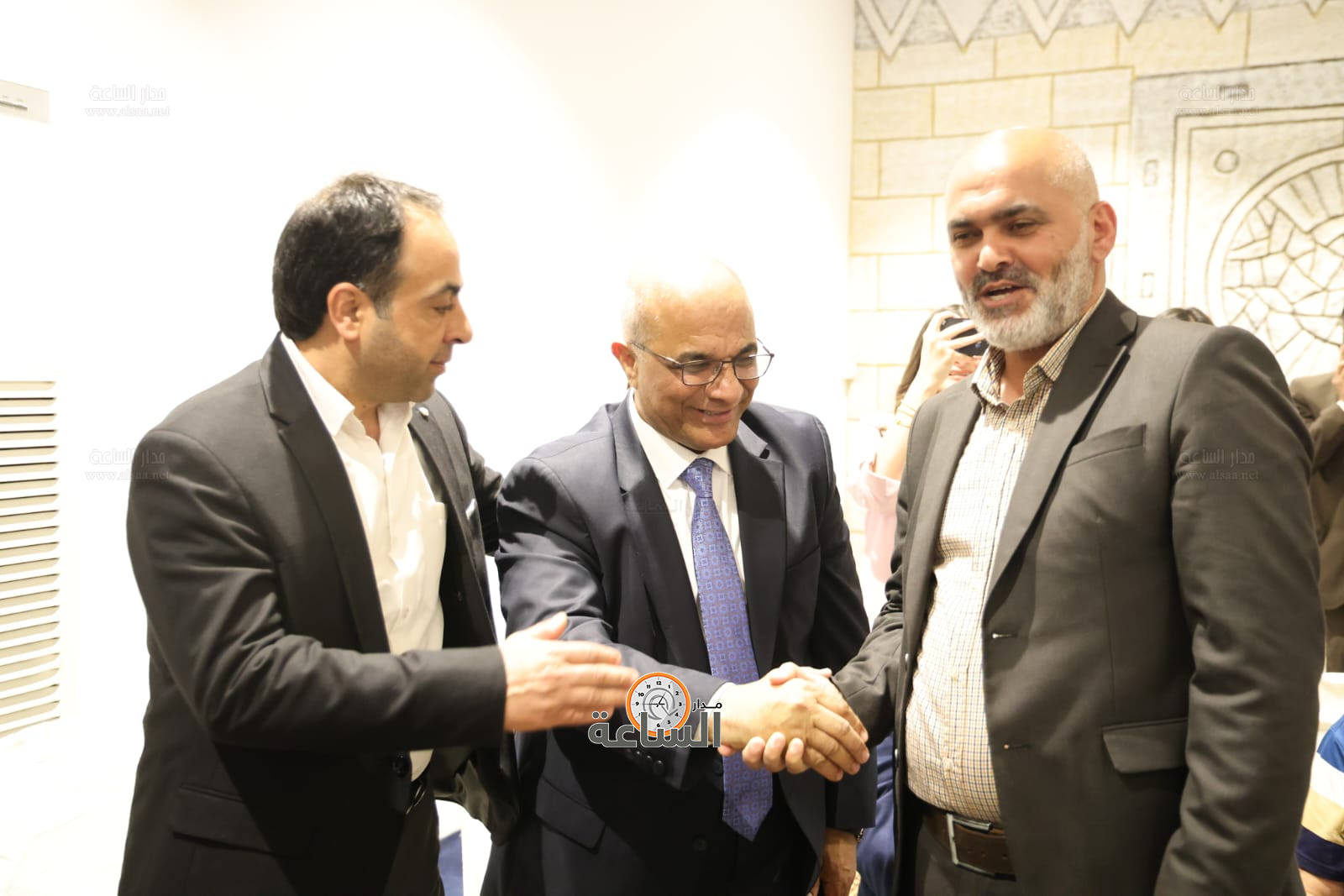 Madar Al-Saa Images 0.5950552148774717