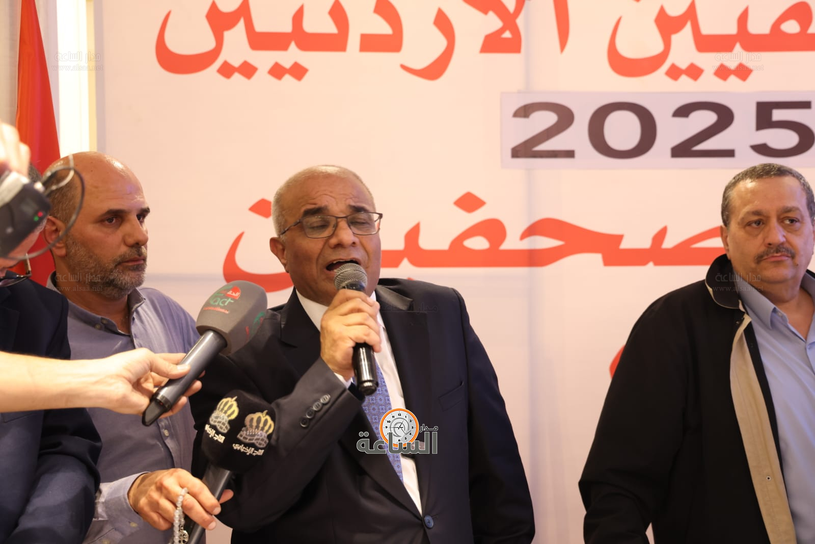 Madar Al-Saa Images 0.5675121544649762