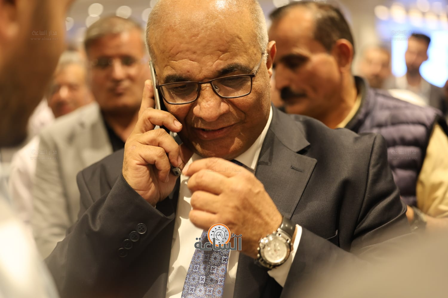 Madar Al-Saa Images 0.10938707555536409