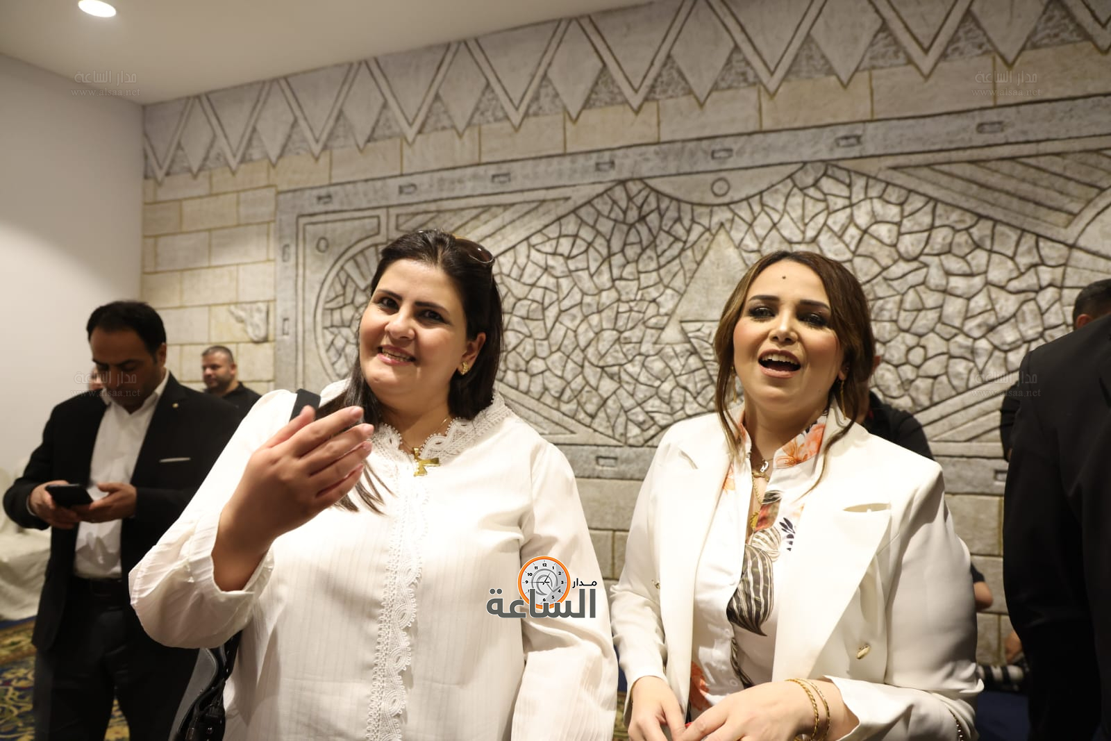 Madar Al-Saa Images 0.18442993674715258