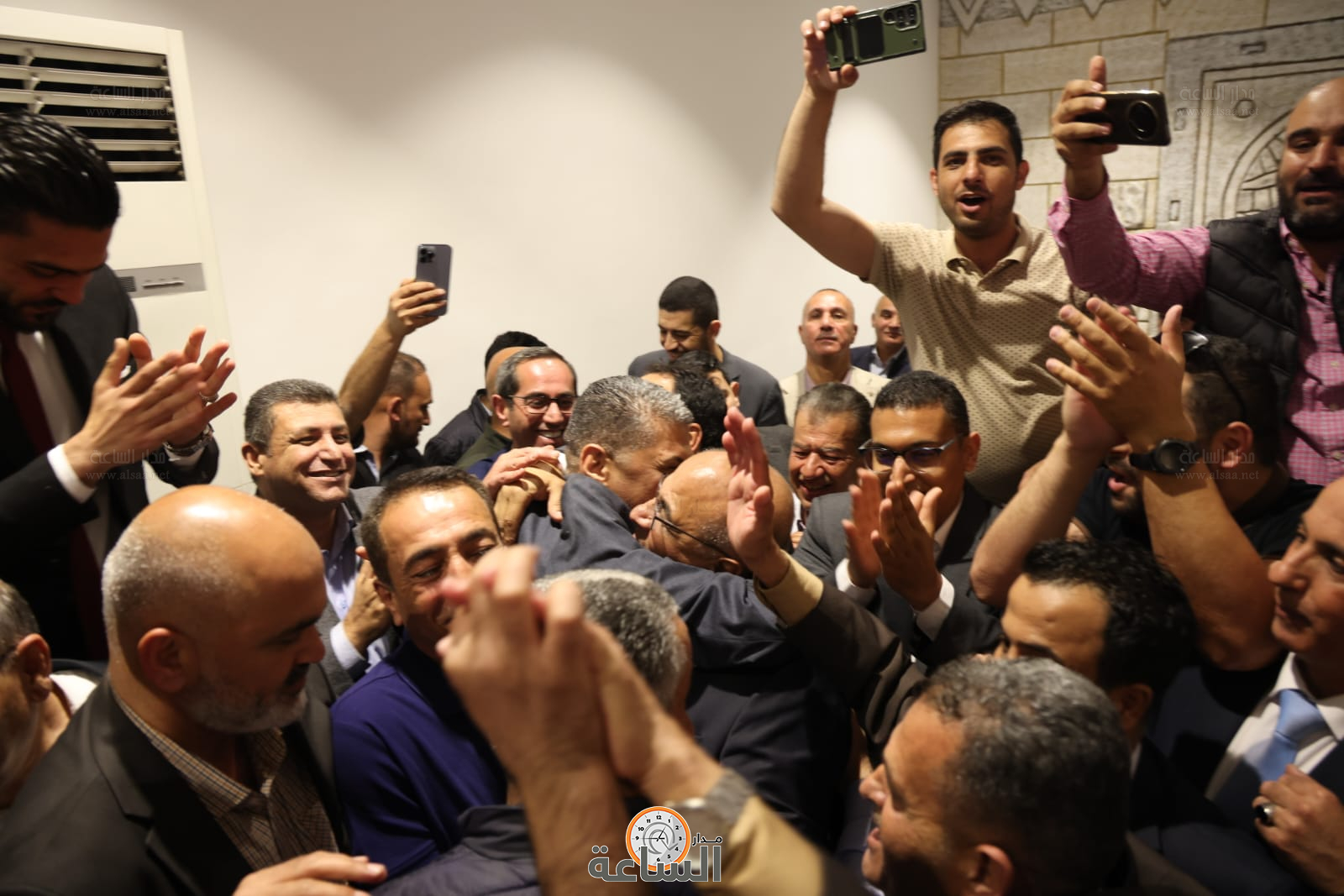 Madar Al-Saa Images 0.33818925994202487