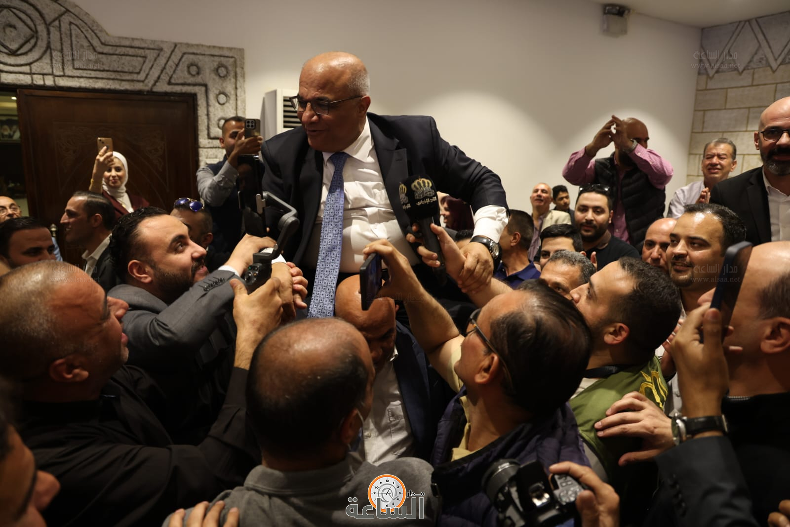 Madar Al-Saa Images 0.7327916556810029