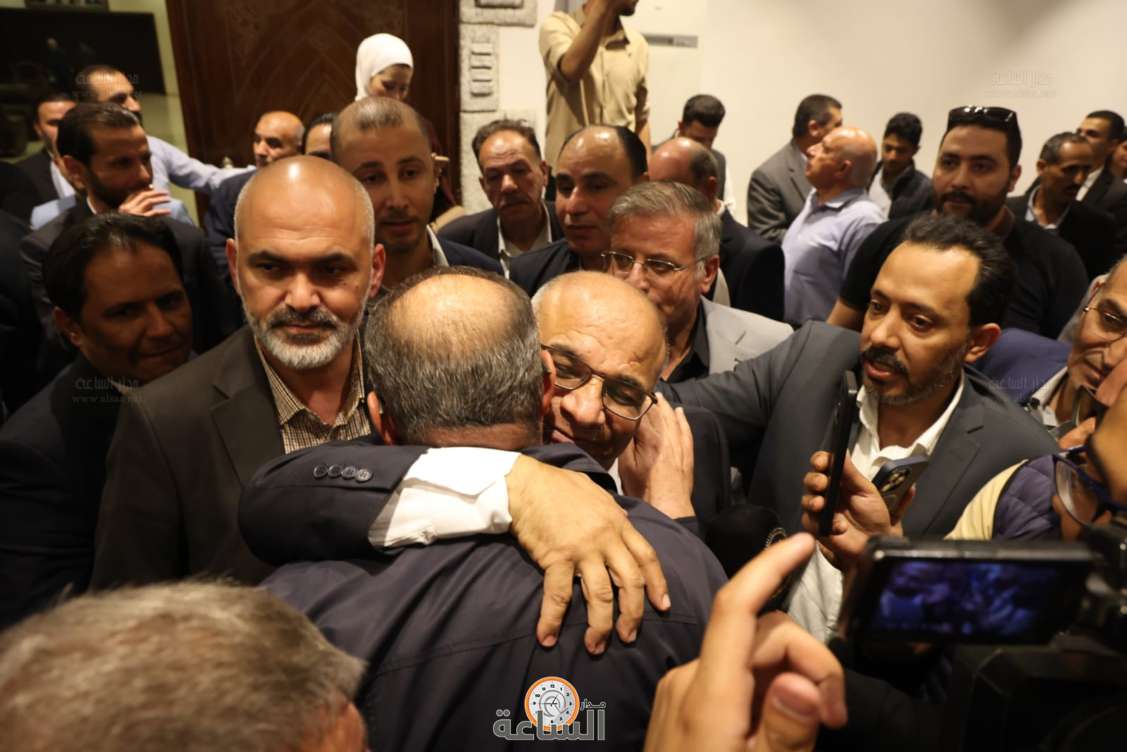 Madar Al-Saa Images 0.35606479726966556