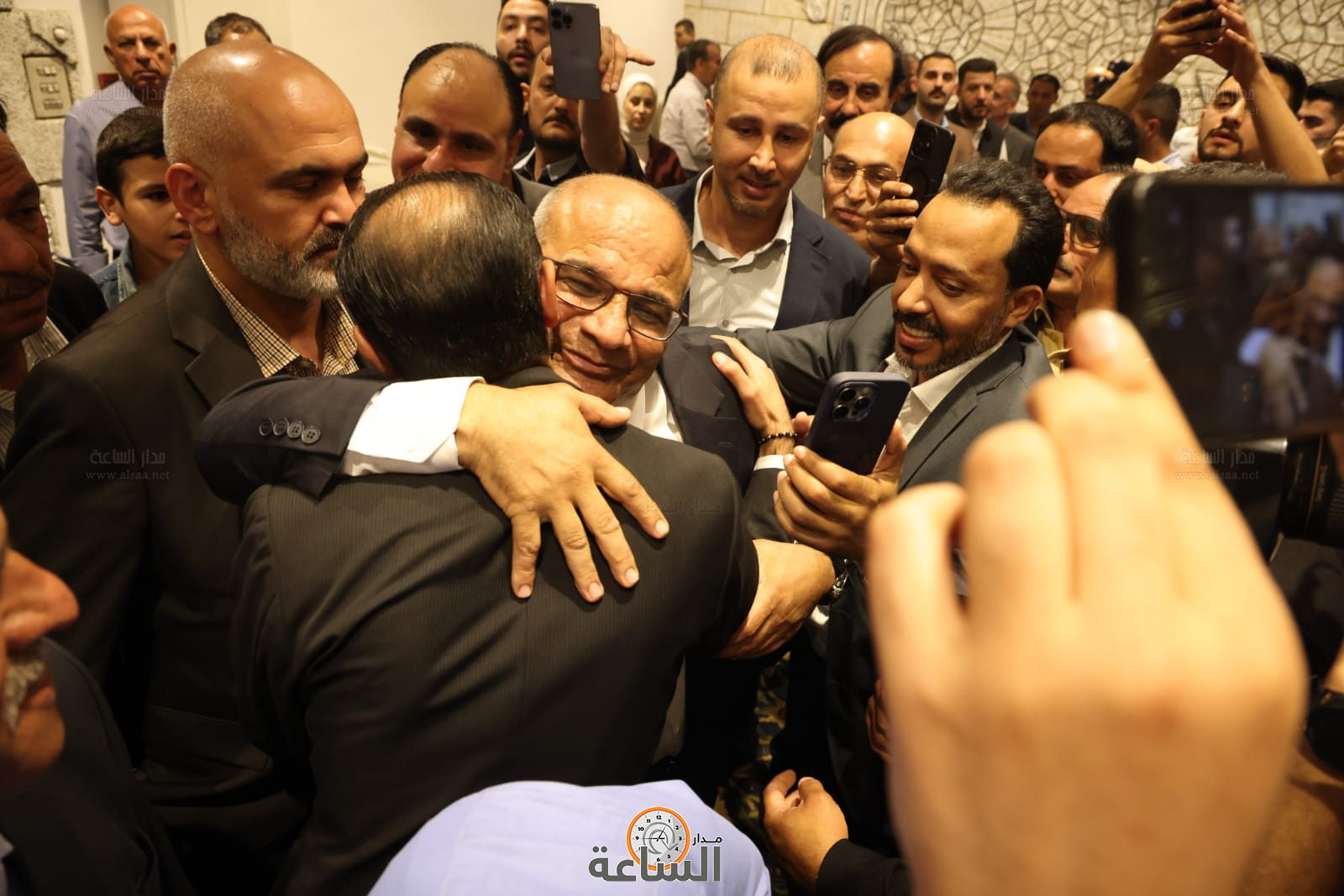 Madar Al-Saa Images 0.11460742162210735