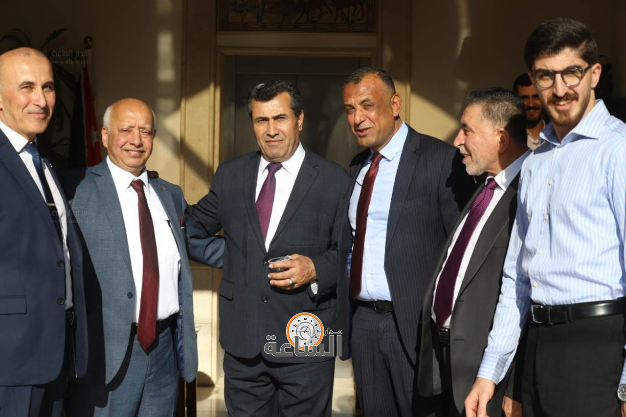 Madar Al-Saa Images 0.9484555913785244