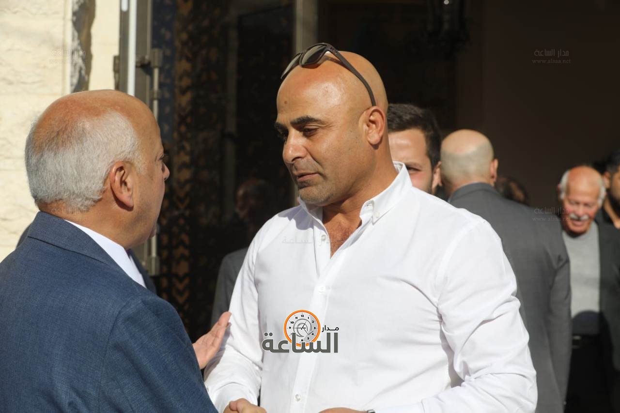 Madar Al-Saa Images 0.1582049935550075