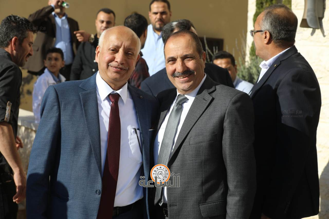 Madar Al-Saa Images 0.5328586240719608