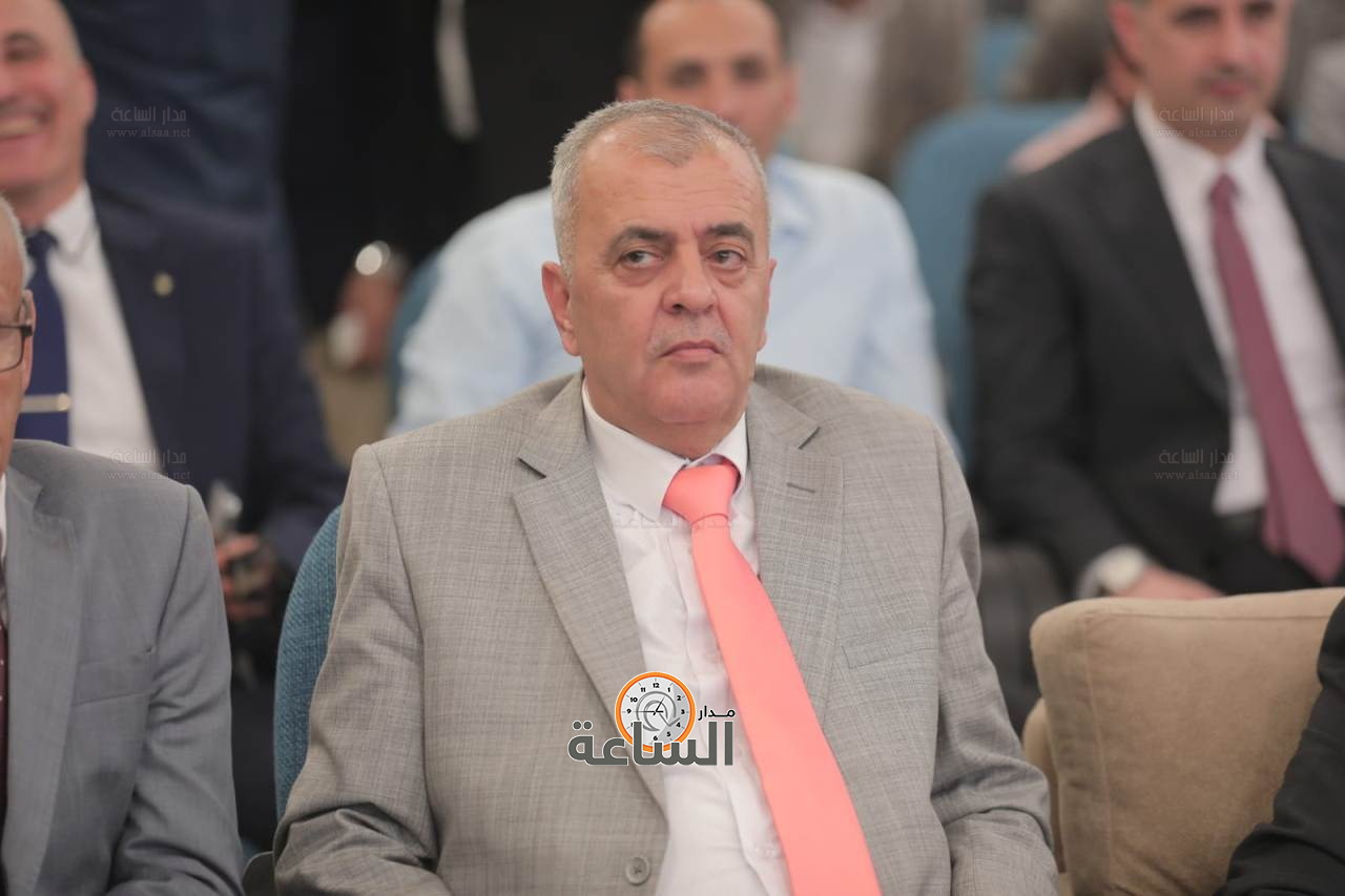 Madar Al-Saa Images 0.9654159493970014