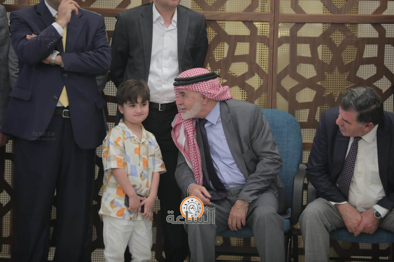 Madar Al-Saa Images 0.7177984464517179