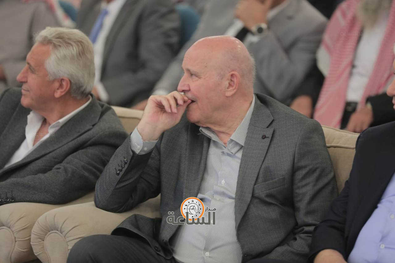 Madar Al-Saa Images 0.7922909909613122