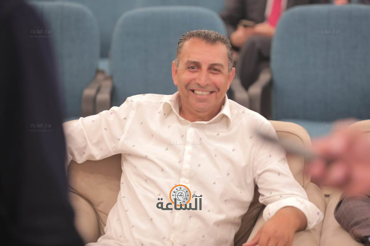 Madar Al-Saa Images 0.08018517301008465