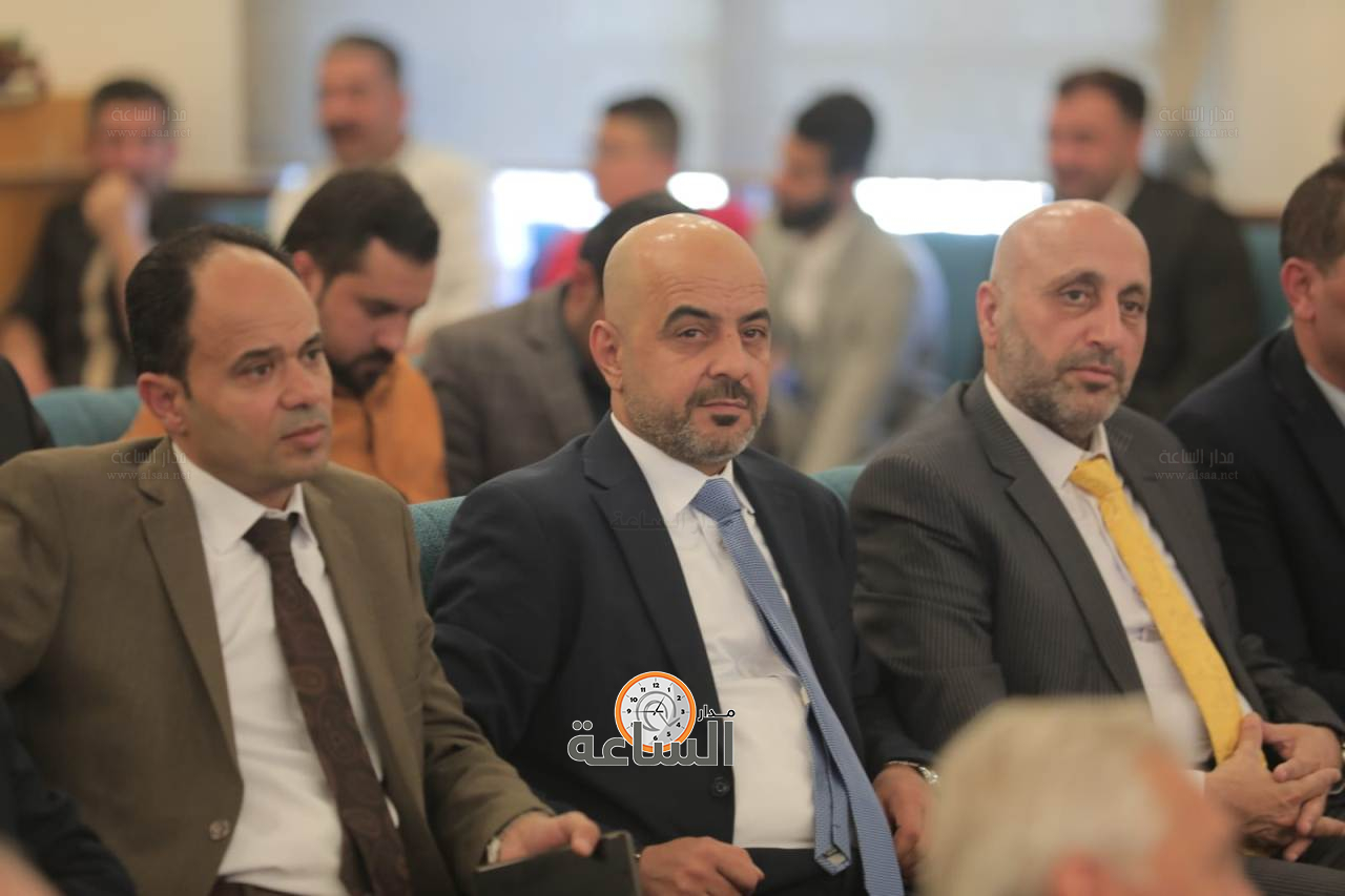 Madar Al-Saa Images 0.47915303896366435